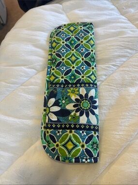 Vera Bradley Quilted Hot tool straightener holder